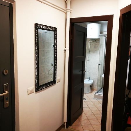 Martini Studio Apartment Bucharest Luaran gambar