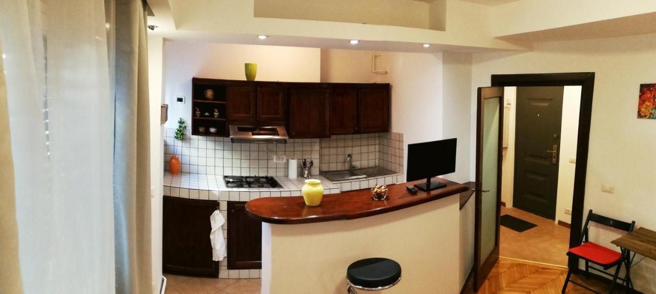 Martini Studio Apartment Bucharest Luaran gambar