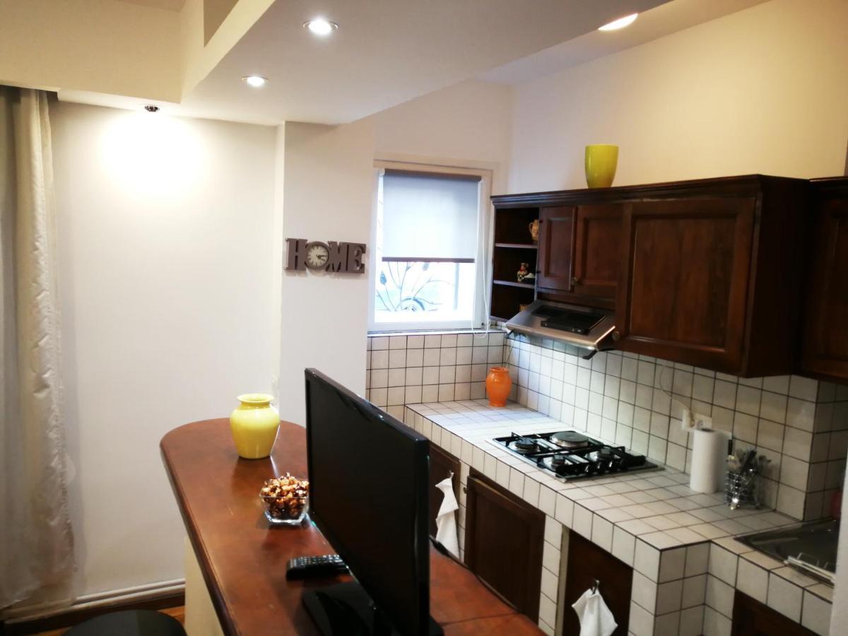 Martini Studio Apartment Bucharest Luaran gambar